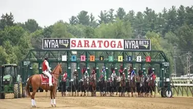Los comisarios provocaron un verdadero caos en la última carrera disputada en Saratoga Los comisarios provocaron un verdadero caos en la última carrera disputada en Saratoga