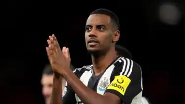 Premier League: El Newcastle "baja de la nube" a Alexander Isak (+video) Premier League: El Newcastle "baja de la nube" a Alexander Isak (+video)
