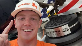 Connor Zilisch pasa de la victoria a la tragedia en la Nascar Xfinity (+Video)