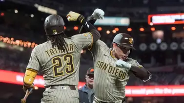 MLB: Freddy Fermín la mandó a volar por primera vez con los Padres de San Diego (+Detalles) MLB: Freddy Fermín la mandó a volar por primera vez con los Padres de San Diego (+Detalles)