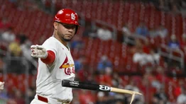 Willson Contreras es retirado del juego tras pelotazo (+Video)