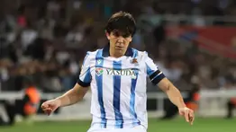 Aramburu cambia de dorsal en España ¿Es la nueva figura de la Real Sociedad?