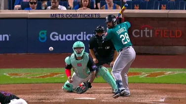 Eugenio Suárez despertó en gran rally de los Marineros de Seattle (+Video)