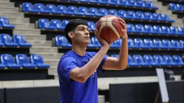 Conoce al gigante venezolano de 2.18 metros que estará en la Americup Conoce al gigante venezolano de 2.18 metros que estará en la Americup