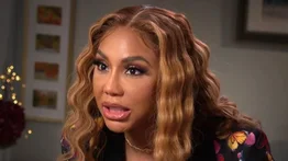 Cantante Tamar Braxton fue hallada en un “mar de sangre” (+Detalles)