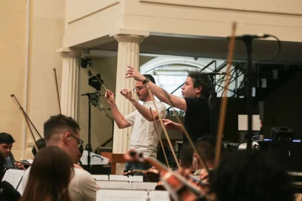 La Orquesta Sinfónica Simón Bolívar hace historia al presentarse con Coldplay