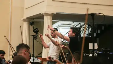 La Orquesta Sinfónica Simón Bolívar hace historia al presentarse con Coldplay La Orquesta Sinfónica Simón Bolívar hace historia al presentarse con Coldplay