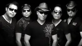 Muere cantante mexicano a pocos días de despedirse de sus fans