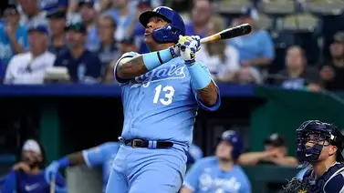 Salvador Pérez alcanzó esta importante cifra en su carrera (+Detalles) Salvador Pérez alcanzó esta importante cifra en su carrera (+Detalles)