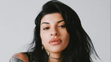 Cazzu regresa a OnlyFans con picante fotografía 