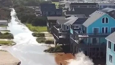 Huracán Erin: Inundaciones y desalojos en Carolina del Norte