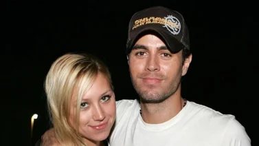 ¡Es oficial! Enrique Iglesias y Anna Kournikova serán padres por cuarta vez
