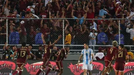 Hinchas vinotinto agotan sector visitante contra Argentina