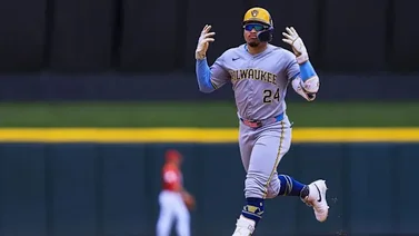 William Contreras deja en el camino a Luis Aparicio en este importante apartado (+video)
