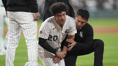 Infielder cubano de los White Sox sale lesionado por choque con Aaron Judge (+Detalles)