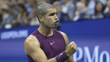 Carlos Alcaraz dominó a Darderi y avanzó a Octavos de Final del US Open