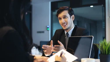 Requieren trabajador bilingüe en Dallas con salario de $27.69 la hora