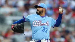 Martín Pérez roza la gloria del no-hitter: Brady House arruina el sueño
