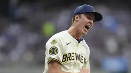 Jacob Misiorowski firma un arranque de temporada al nivel de Pedro Martínez