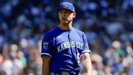 Refuerzo para la rotación: Los Dodgers adquieren al abridor zurdo Kris Bubic