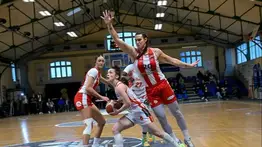 "Estoy lista para el llamado": Jugadora transgénero Julie Tétart apunta a la WNBA 