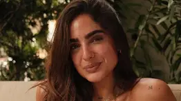 Isabella Ladera muestra su cuerpo sin filtro a solo semanas de dar a luz 
