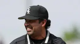 Conoce a los latinos con número retirado en la MLB 