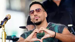 Romeo Santos se inspira en su hijo autista para crear una fundación