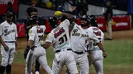 LVBP: Leones sigue activo en el mercado