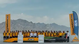 Andy Green impone en Bonneville récord mundial de velocidad con este carro