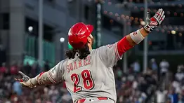 MLB: Eugenio Suárez produce para Cincinnati con un hit histórico