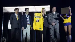 El adiós definitivo: la familia Buss se despide para siempre de los Lakers