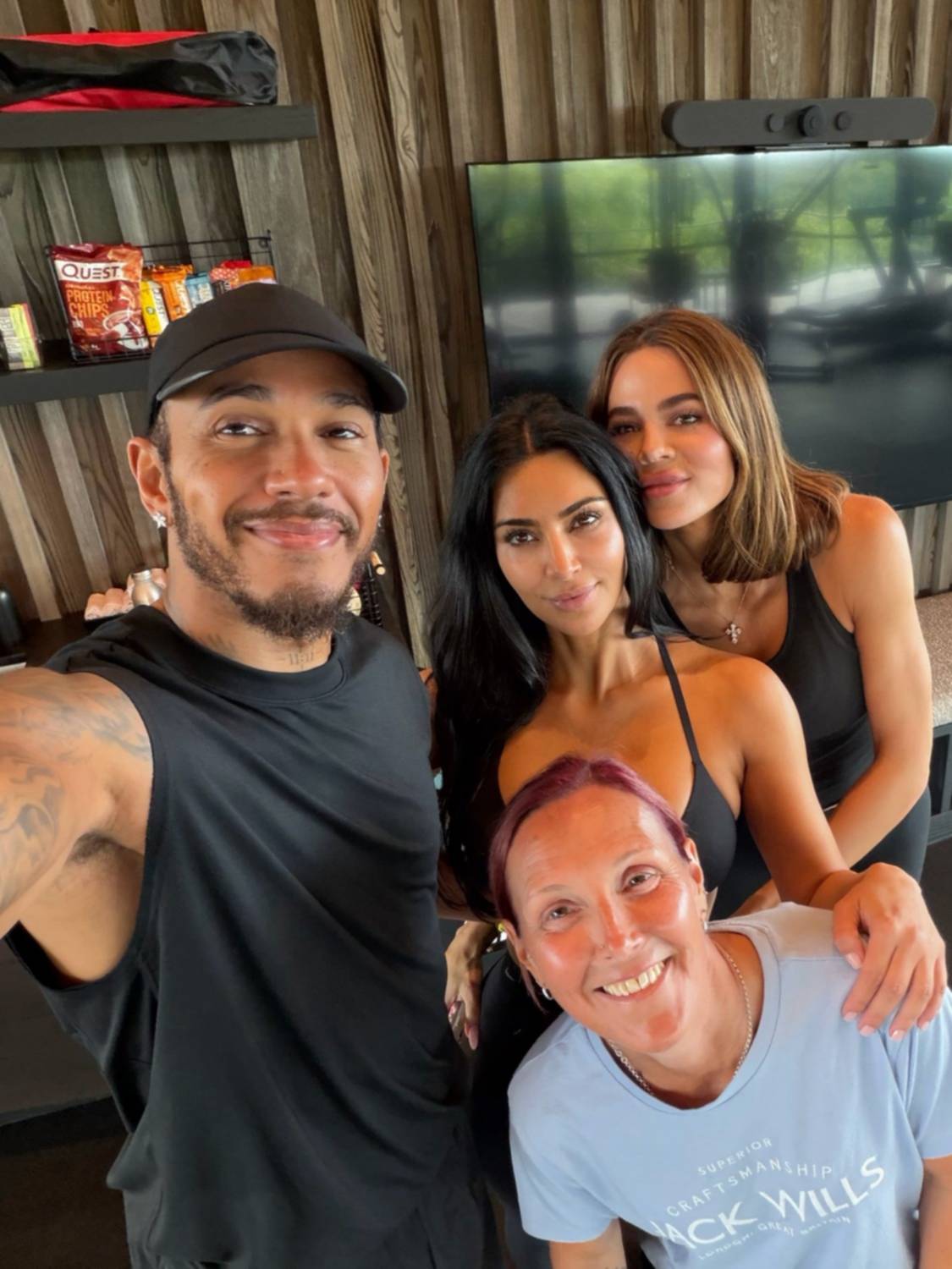 Las románticas vacaciones de Kim Kardashian y Lewis Hamilton junto a su familia Las románticas vacaciones de Kim Kardashian y Lewis Hamilton junto a su familia
