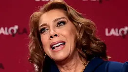 Cynthia Klitbo revela su doloroso pasado con su violento exnovio