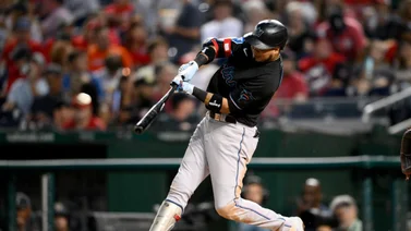 MLB: ¡Mira y aprende! Luis Arráez conecta este batazo para darle ventaja a su equipo (+Video)