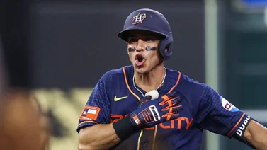 MLB: Hondureño Mauricio Dubón la pone a volar en par de ocasiones (+ Video)