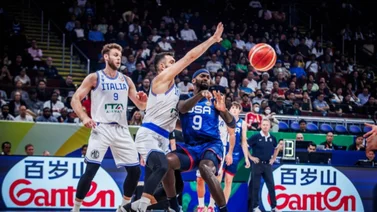 Copa Mundial de Baloncesto: ¡Sin ver! Mira el increíble pase que Tyrese Haliburton dio a Bobby Portis (+video)