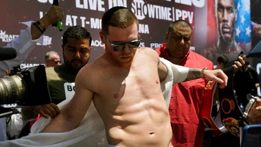 Canelo Álvarez resta importancia a la carrera boxística de Terrence Crawford