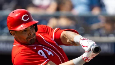 MLB: Boricua Encarnación Strand liquida a los Marineros (+ Video)