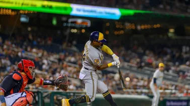 MLB: Andruw Monasterio no baja su producción ofensiva en Milwaukee (+Estadísticas)