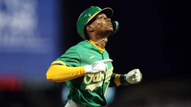 MLB: Dominicano Esteury Ruiz la desaparece del parque ante los Rangers (+Video)