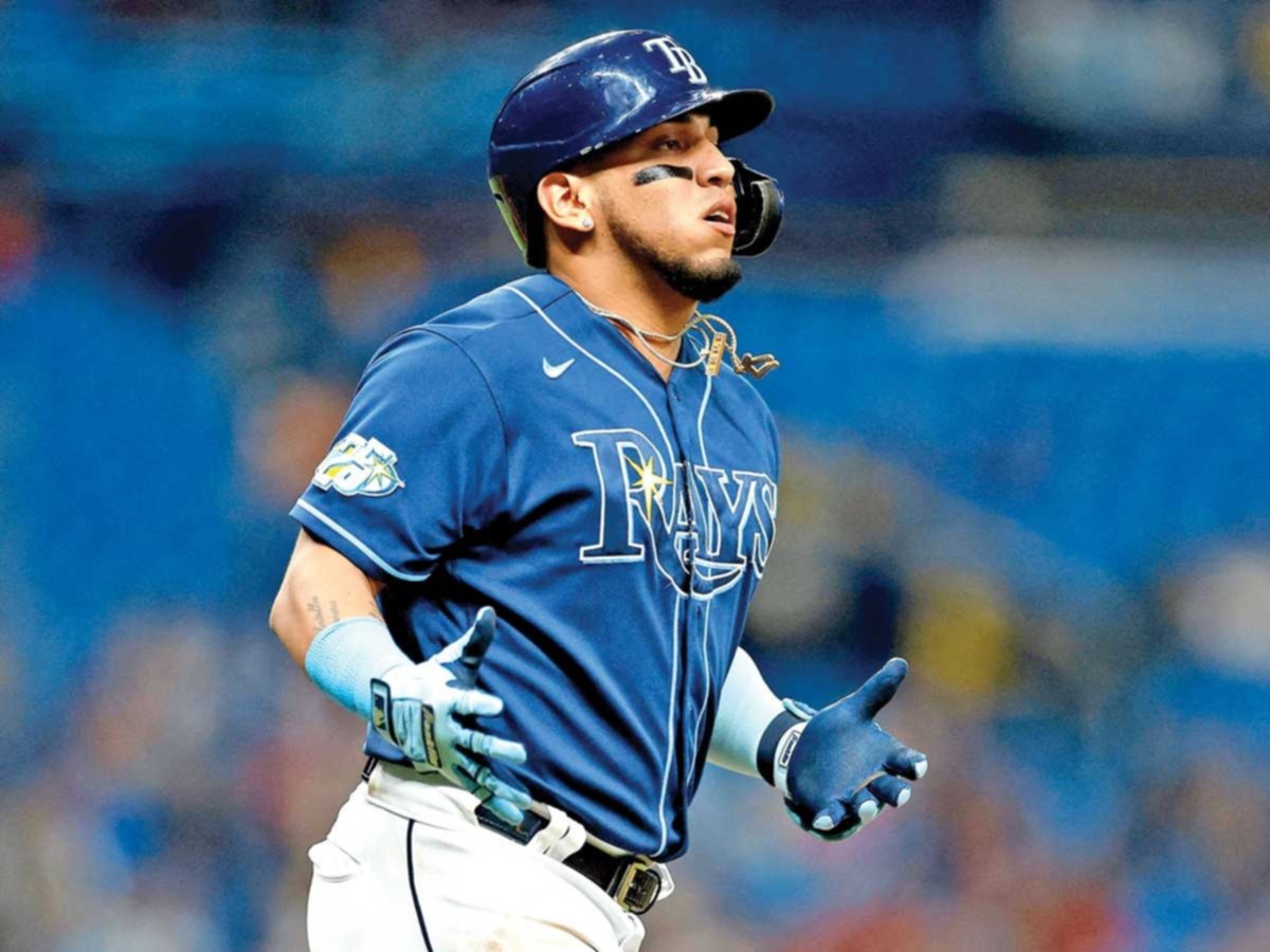 SIN DESCANSO, ISAAC PAREDES SE PREPARA PARA MLB 