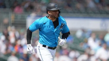 MLB: Yuli Gurriel se establece entre los mejores 20 peloteros cubanos en esta estadística