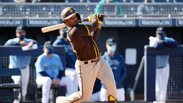 MLB: Dominicano Eguy Rosario estrena su cuenta jonronera ante los Astros (+Video)
