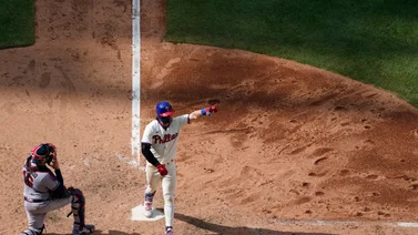 MLB: ¡Para mandarlo a extrainning! Así fue el enorme jonrón de Bryce Harper contra los Bravos de Atlanta (+Video)