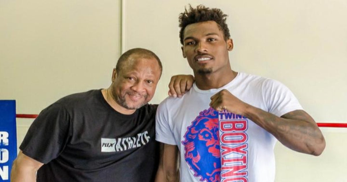 Jermall Charlo’s old coach gives keys to beating Canelo Alvarez (+ details)