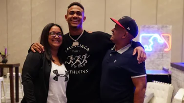 MLB: ¡Padre orgulloso! Así reaccionó el papá de Julio Rodríguez al lograr el 30-30