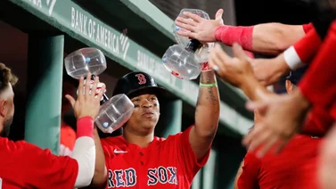 MLB: Rafael Devers conecta jonrón y hace historia con los Medias Rojas de Boston