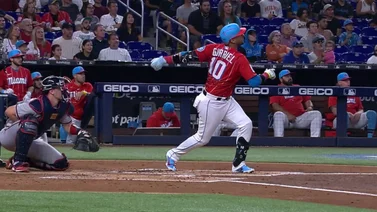 MLB: Cubano Yuli Gurriel conectó largo cuadrangular ante los Bravos (+Video)