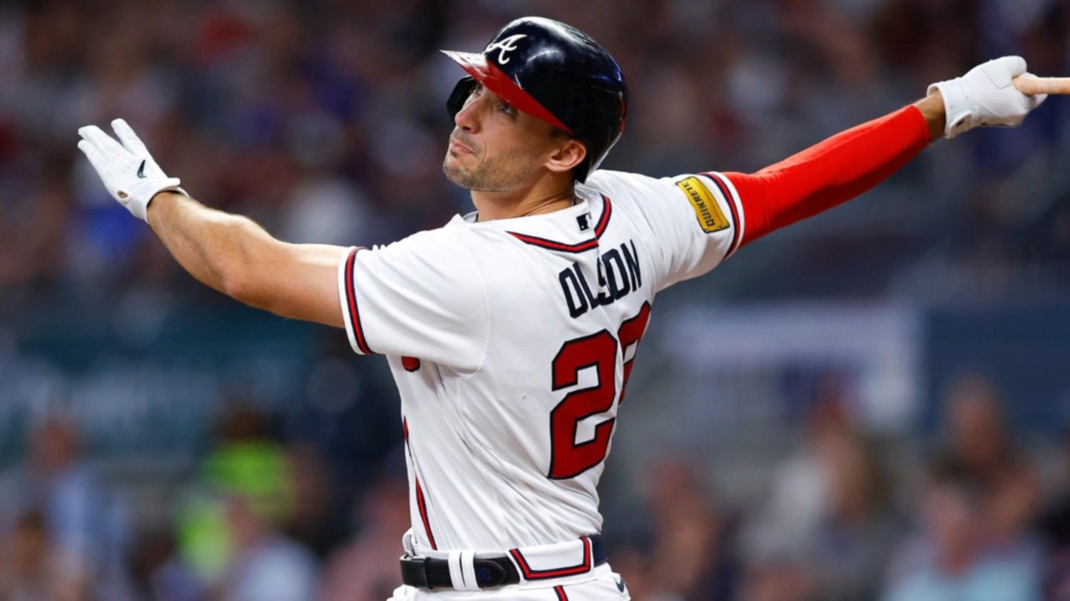 Olson conecta par de jonrones, Bravos barren a Cerveceros con